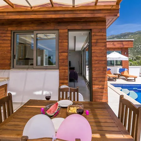 1 Sleeps 2 Honeymoon Isolated Infinity-villa Orkide Vila Uzumlu (Mediterranean)