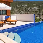 Secluded Sea View Honeymoon Escape Jacuzzi Private Pool-villa Bella1 Orkide 빌라 Uzumlu (Mediterranean)