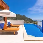 Secluded Sea View Honeymoon Escape Jacuzzi Private Pool-villa Bella1 Orkide