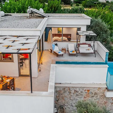 Villa Secluded Sea View Honeymoon Escape Jacuzzi Private Pool-villa Bella1 Orkide