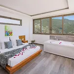 Secluded Sea View Honeymoon Escape Jacuzzi Private Pool-villa Bella1 Orkide Βίλα